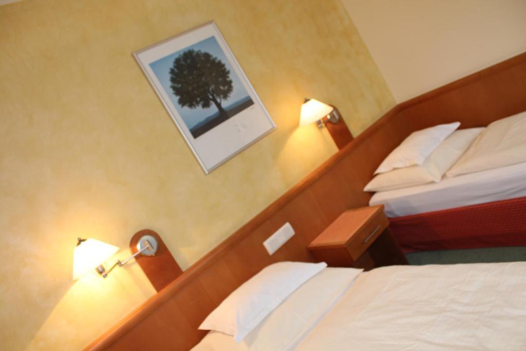 Landgasthof Hotel Muhr Gallbrunn Kültér fotó